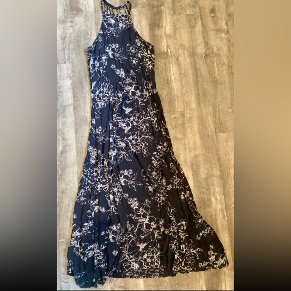 Abercrombie and fitch 
Floral Maxi Dress in Black and White